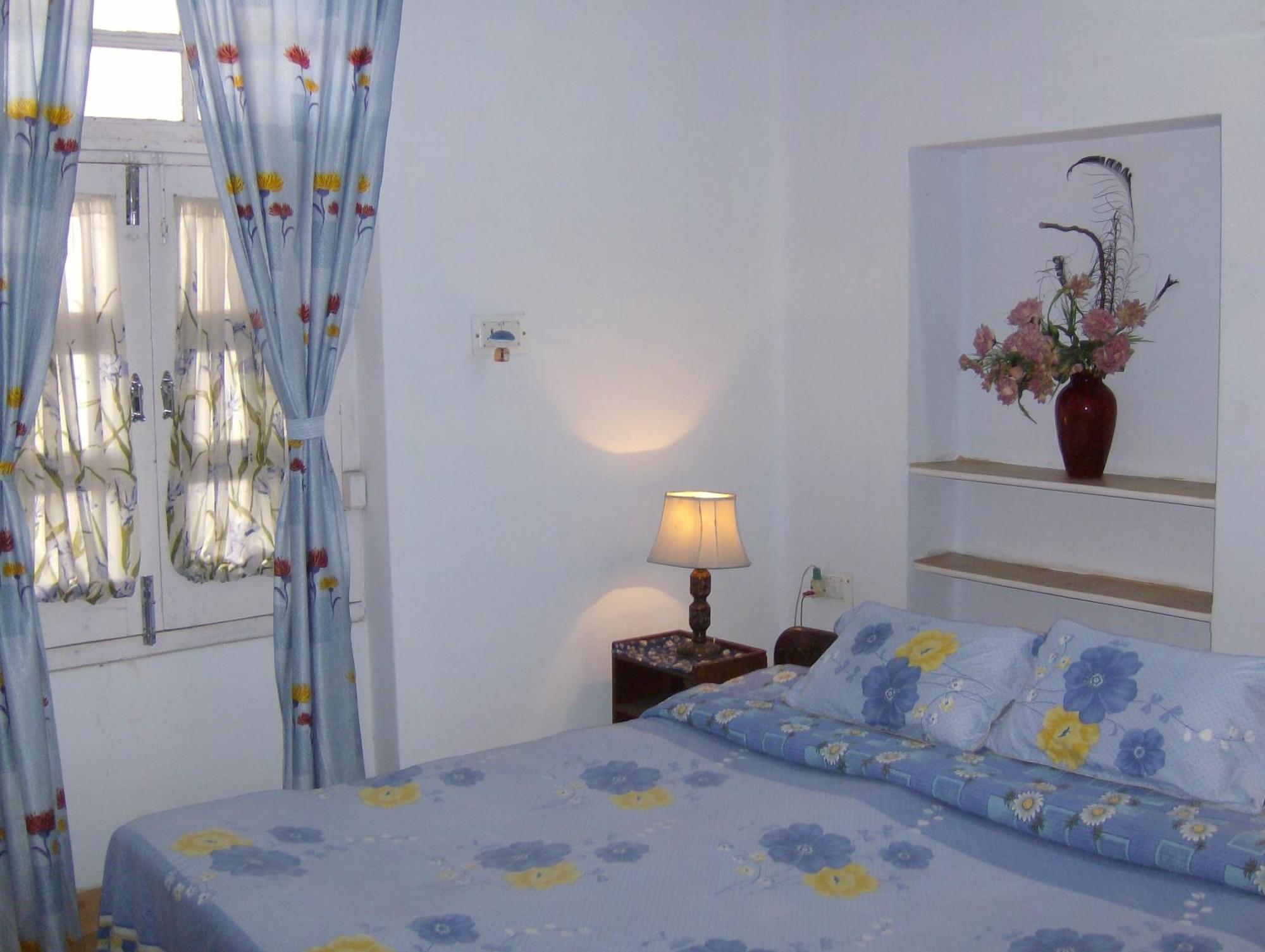 Jheelam Homestay Bhopal Exterior photo