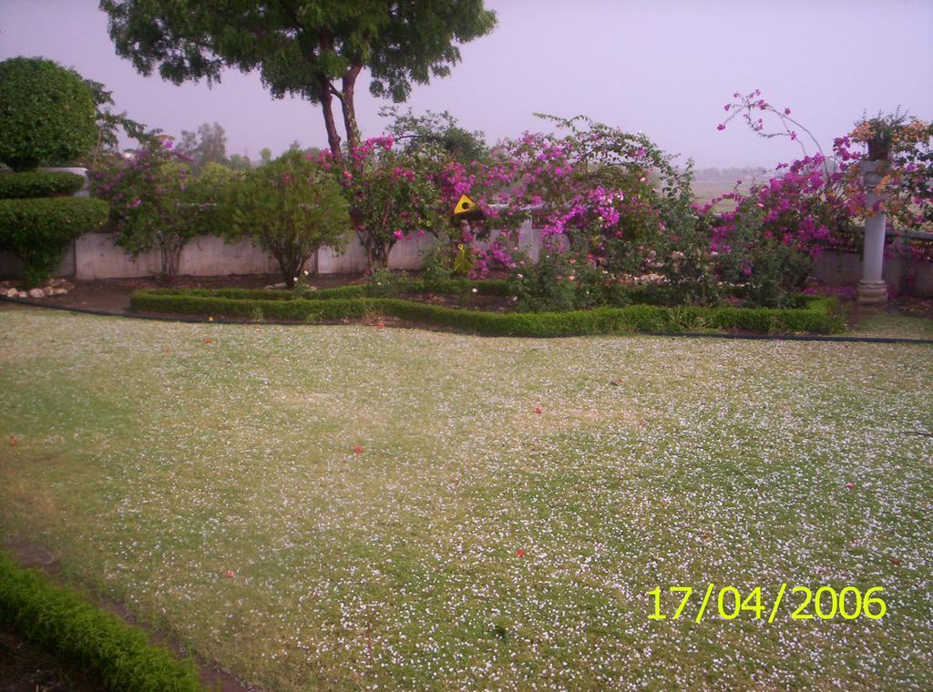 Jheelam Homestay Bhopal Exterior photo